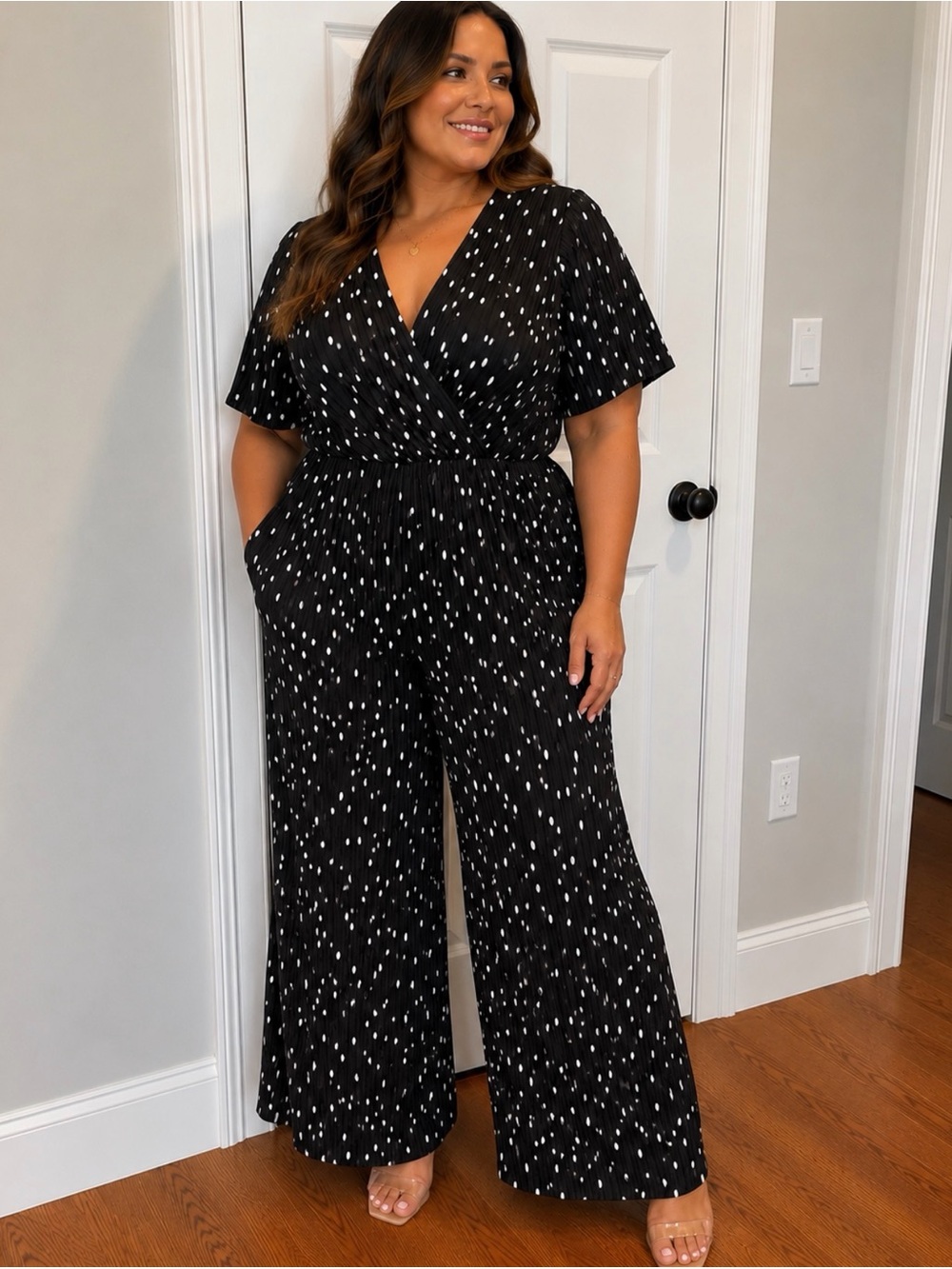 Sportsgirl Black and White Plisse V-Neck Jumpsuit L